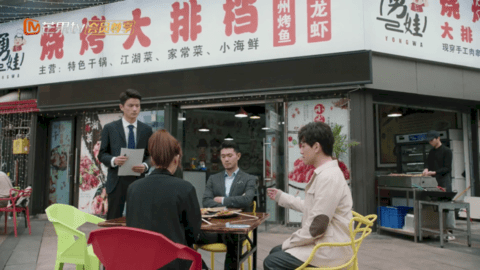 金鸟TV密码解锁版