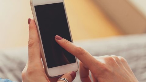iPhone锁屏状态怎么拒接电话 iPhone锁屏拒接电话方法