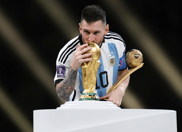 2022卡塔尔世界杯阿根廷7:5法国 梅西终于捧起了大力神杯
